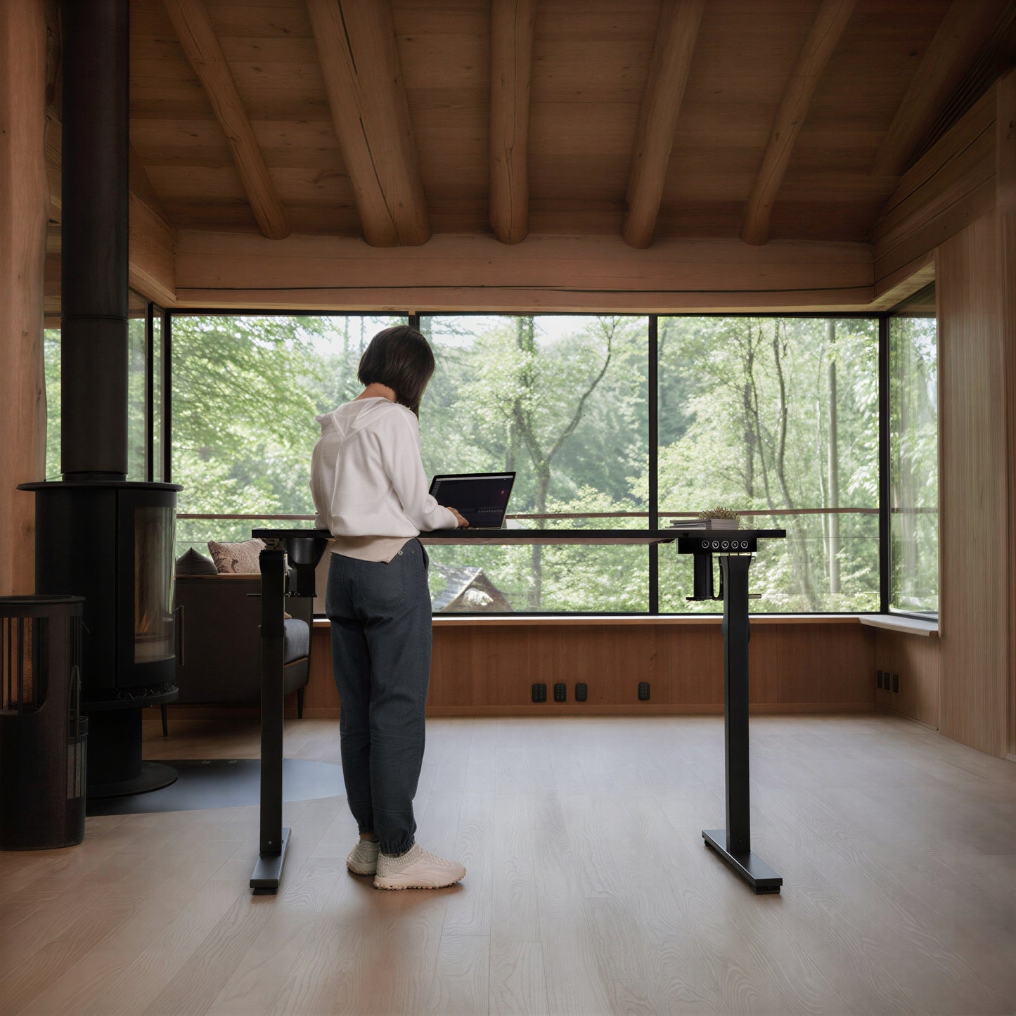 Analogic Höhenverstellbarer Schreibtisch 01