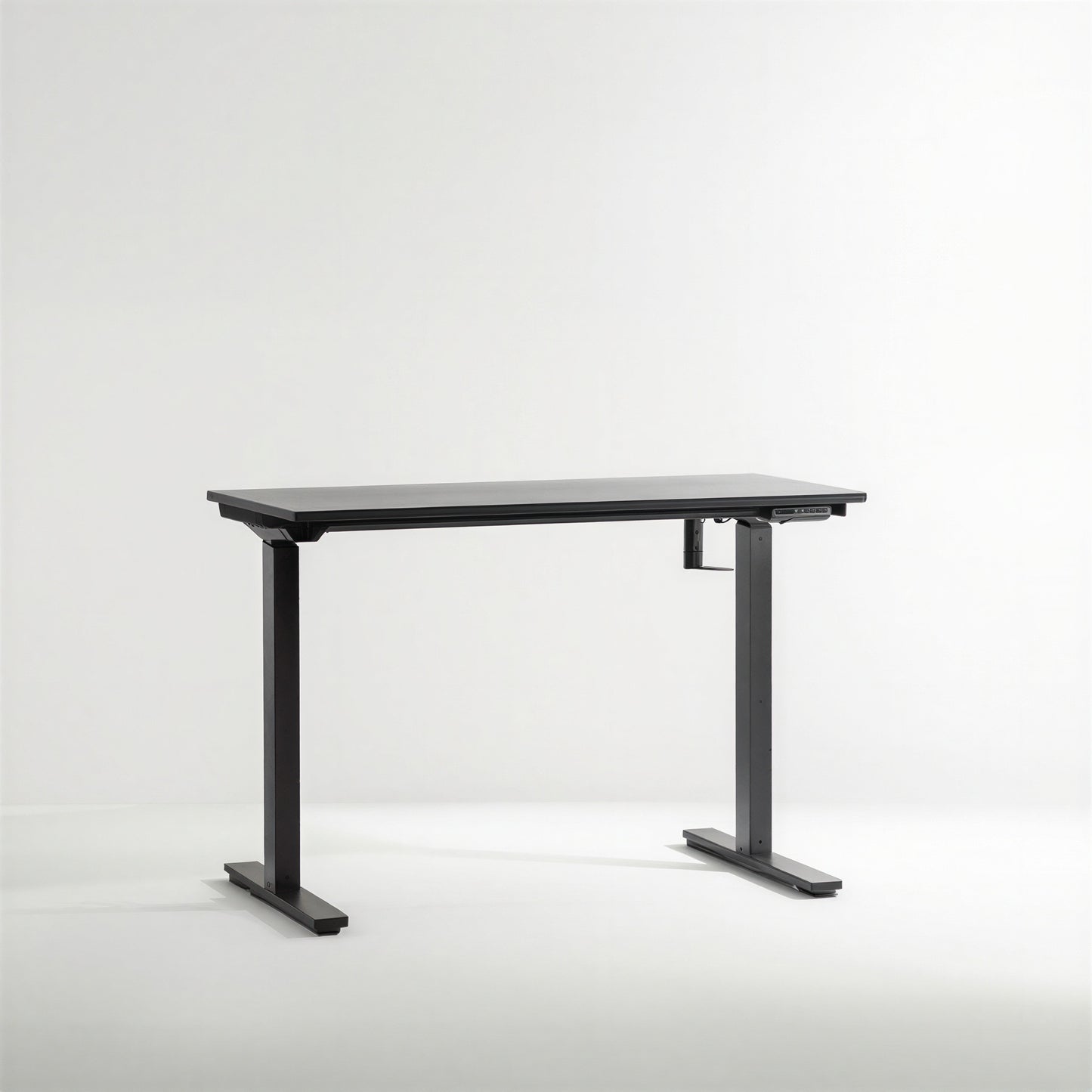 Analogic Höhenverstellbarer Schreibtisch 01